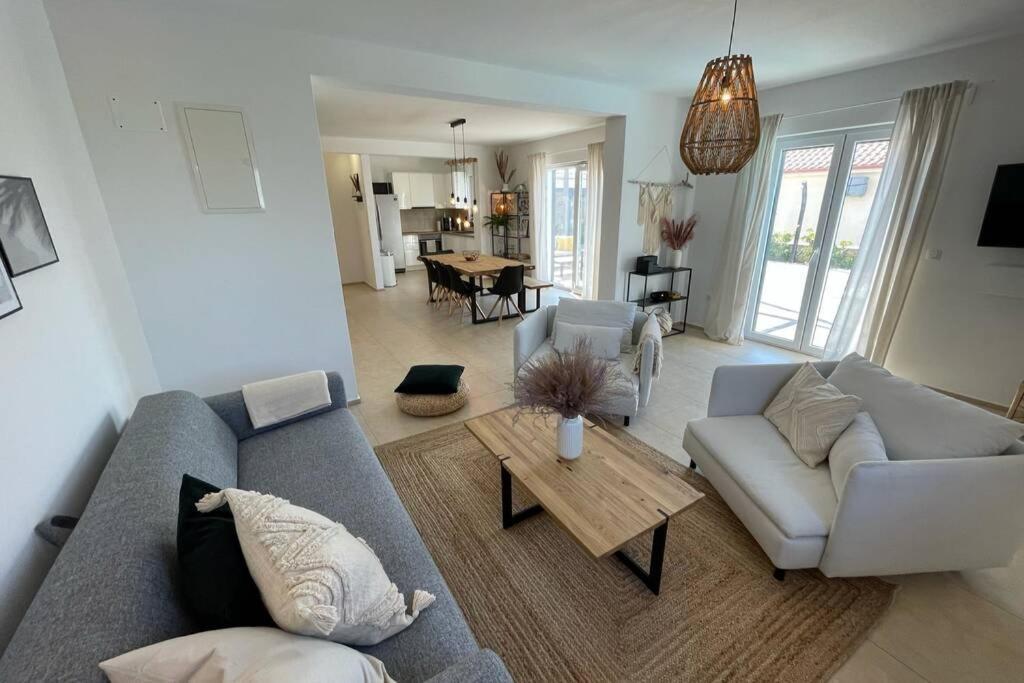 Villa Katarina - Grosser Pool Beheizt - Meerblick Vrsi Eksteriør billede