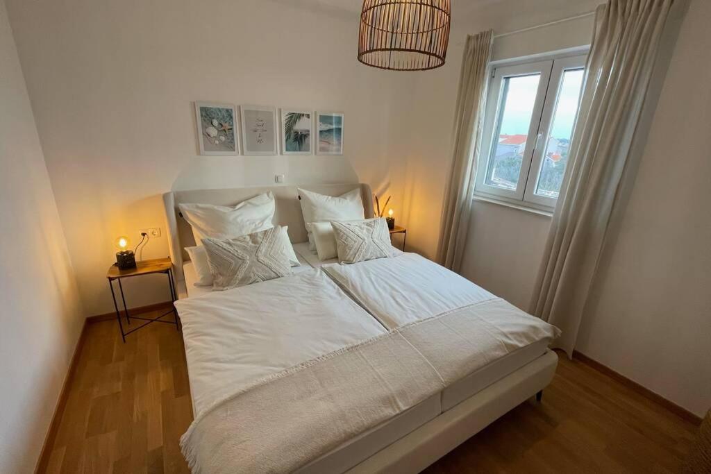 Villa Katarina - Grosser Pool Beheizt - Meerblick Vrsi Eksteriør billede